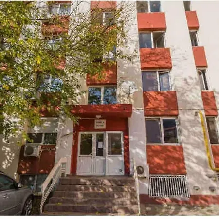 Cuib Primitor * Bucarest